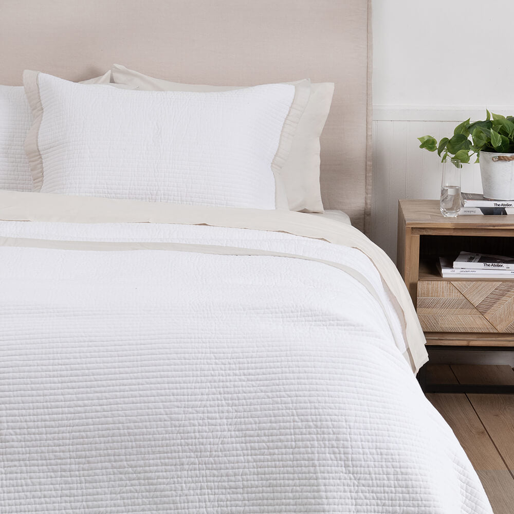 Cubrecama Quilt Borde 2 Plazas Beige