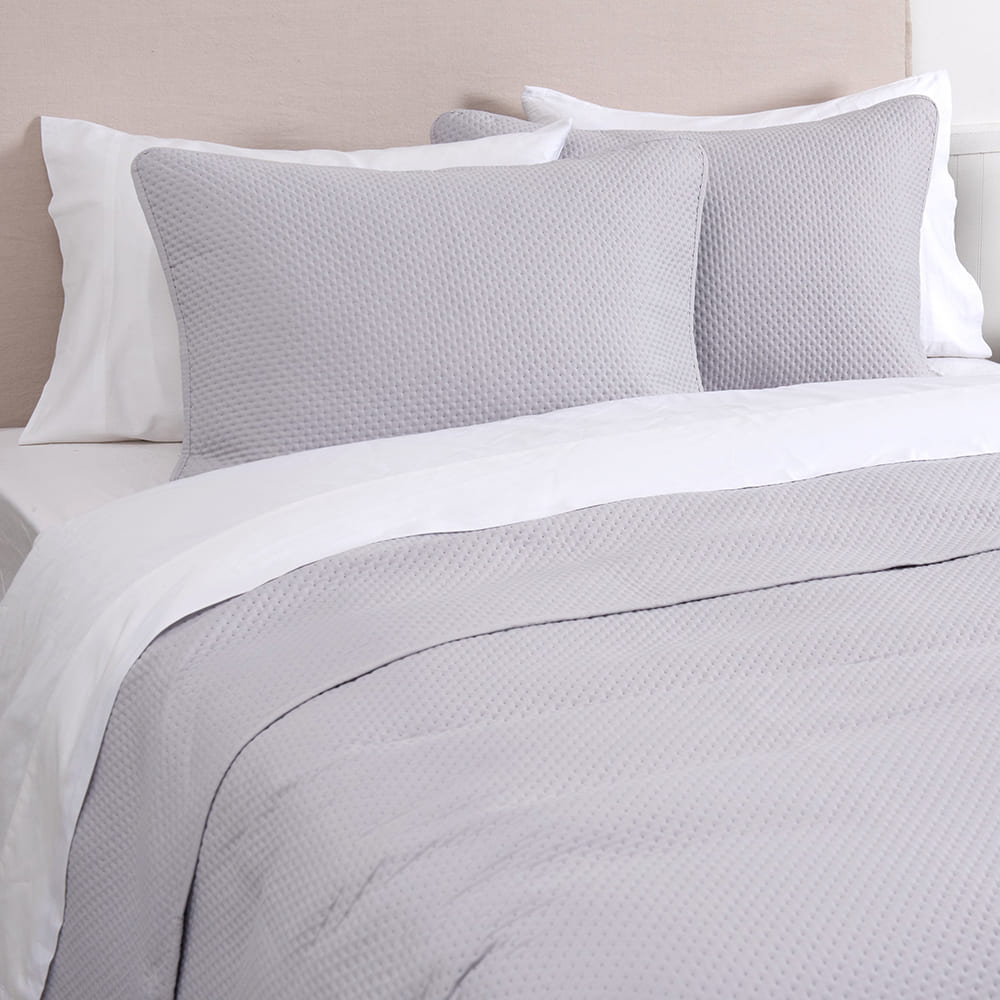 Cubrecama Quilt Pinsonic King Perla