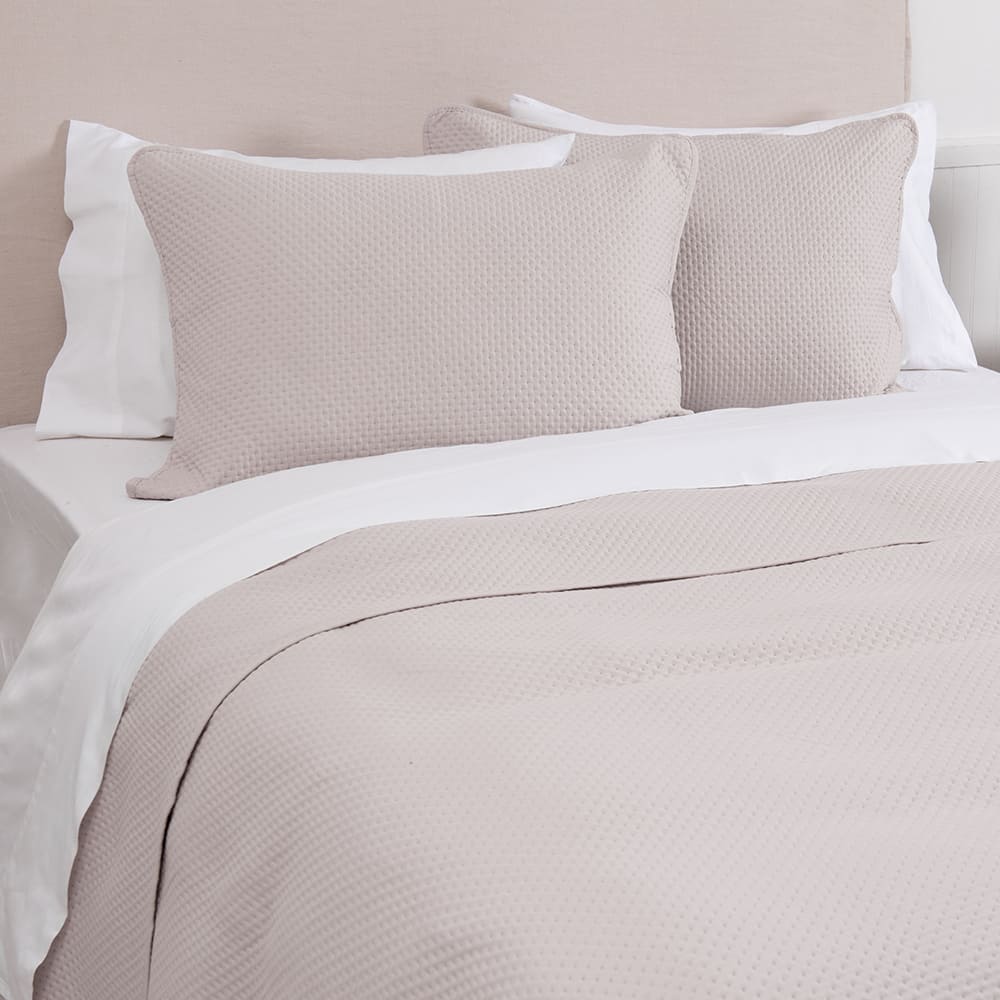 Cubrecama Quilt Pinsonic 2 Plazas Beige