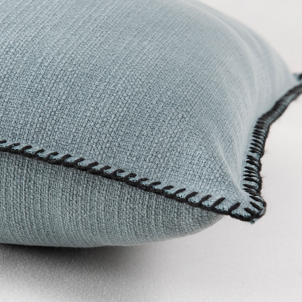 Cojín Festón 30x70cm Petróleo