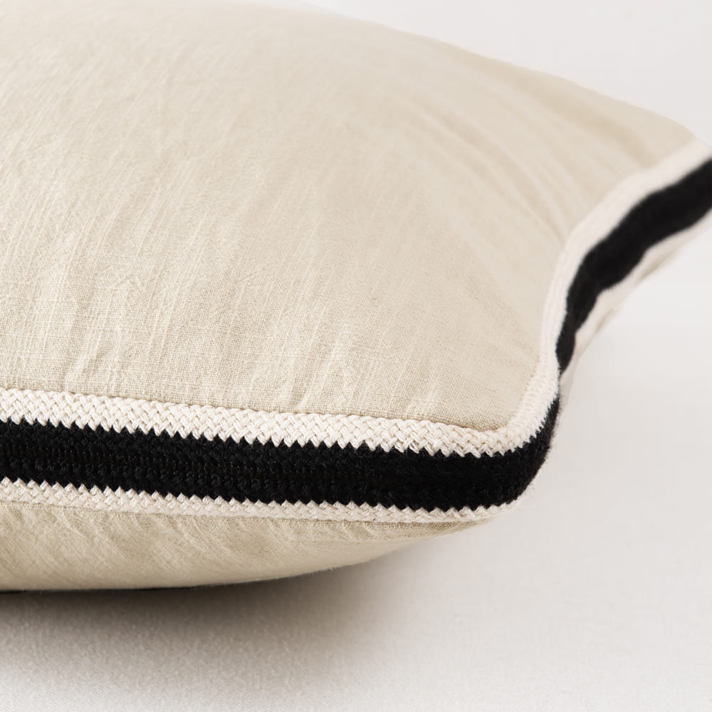 Cojín Ribbon 45x45cm Crudo