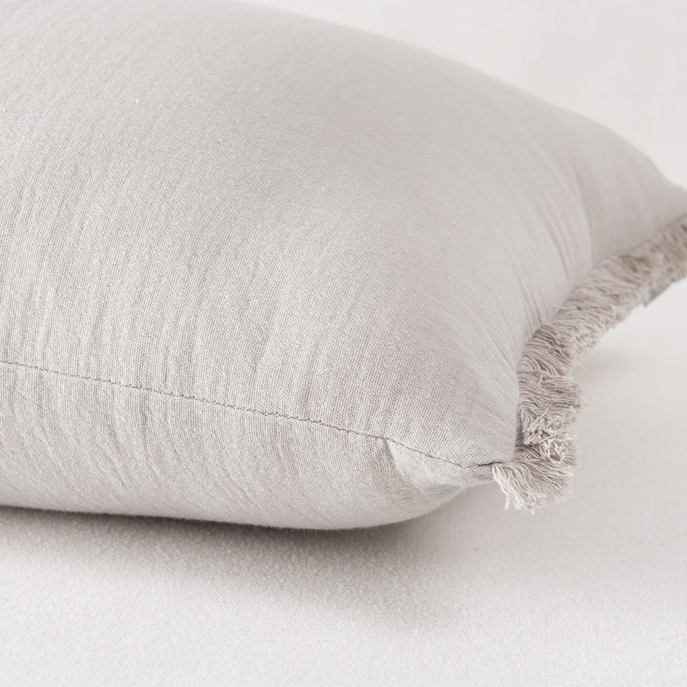 Cojín Muslin Flecos 30x60cm Arena