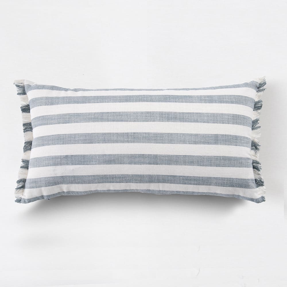 Cojín Líneas Flecos 30x60cm Azul
