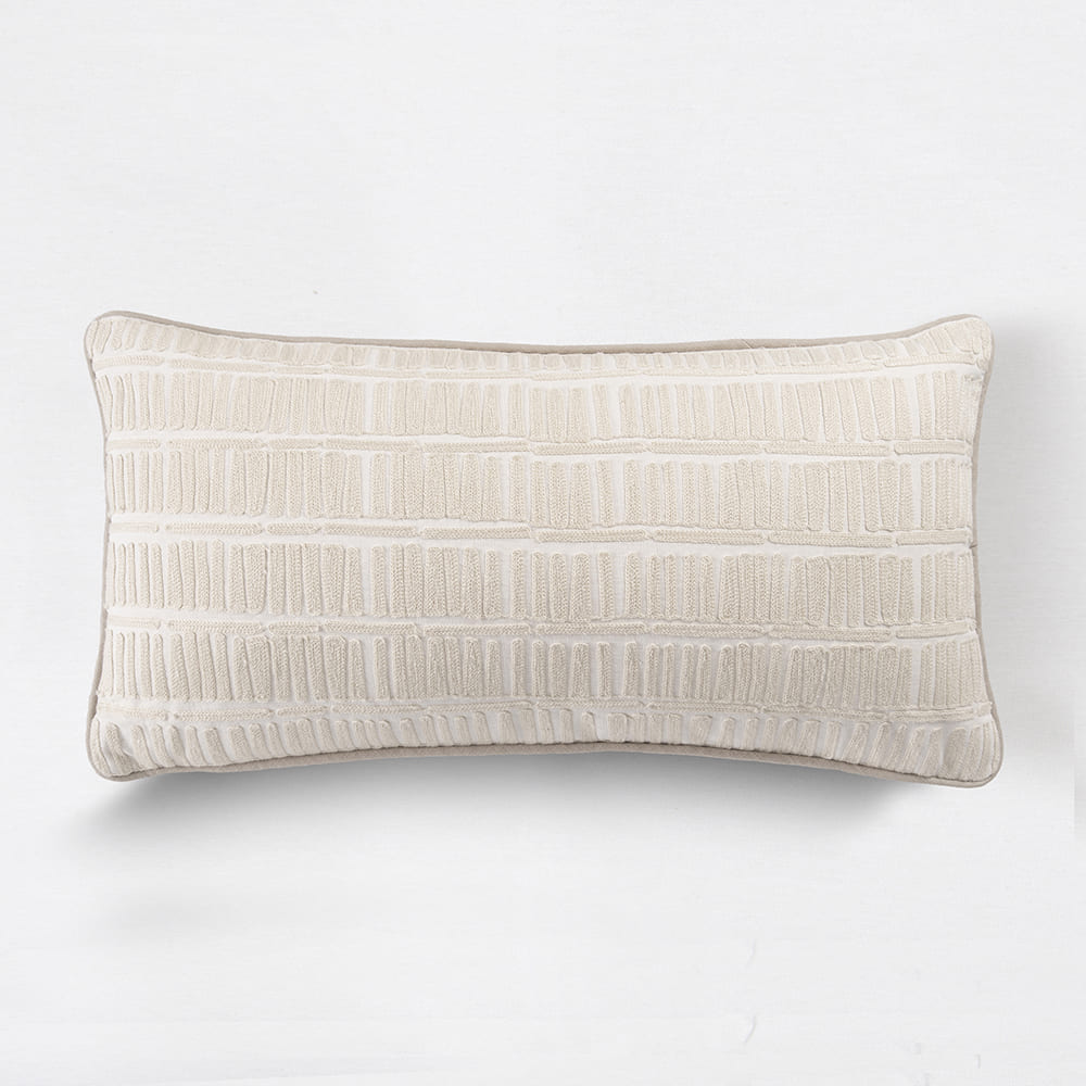 Cojín Bordado Maya 30x60cm Beige