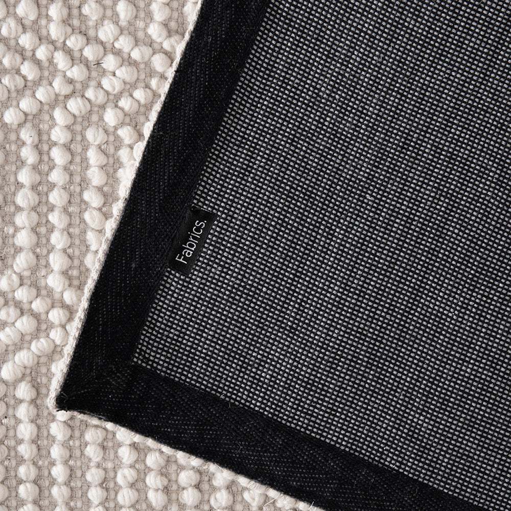 Alfombra Pompo Crudo