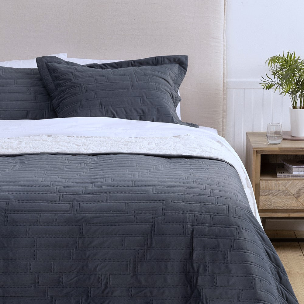 Cubrecama Quilt Velvet Sherpa Bricks 1.5 Plazas Marengo