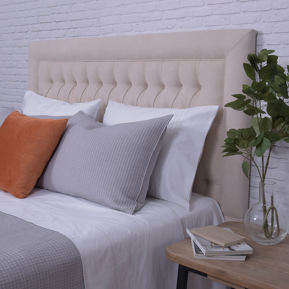 Respaldo Capitoné Borde Charlotte Beige