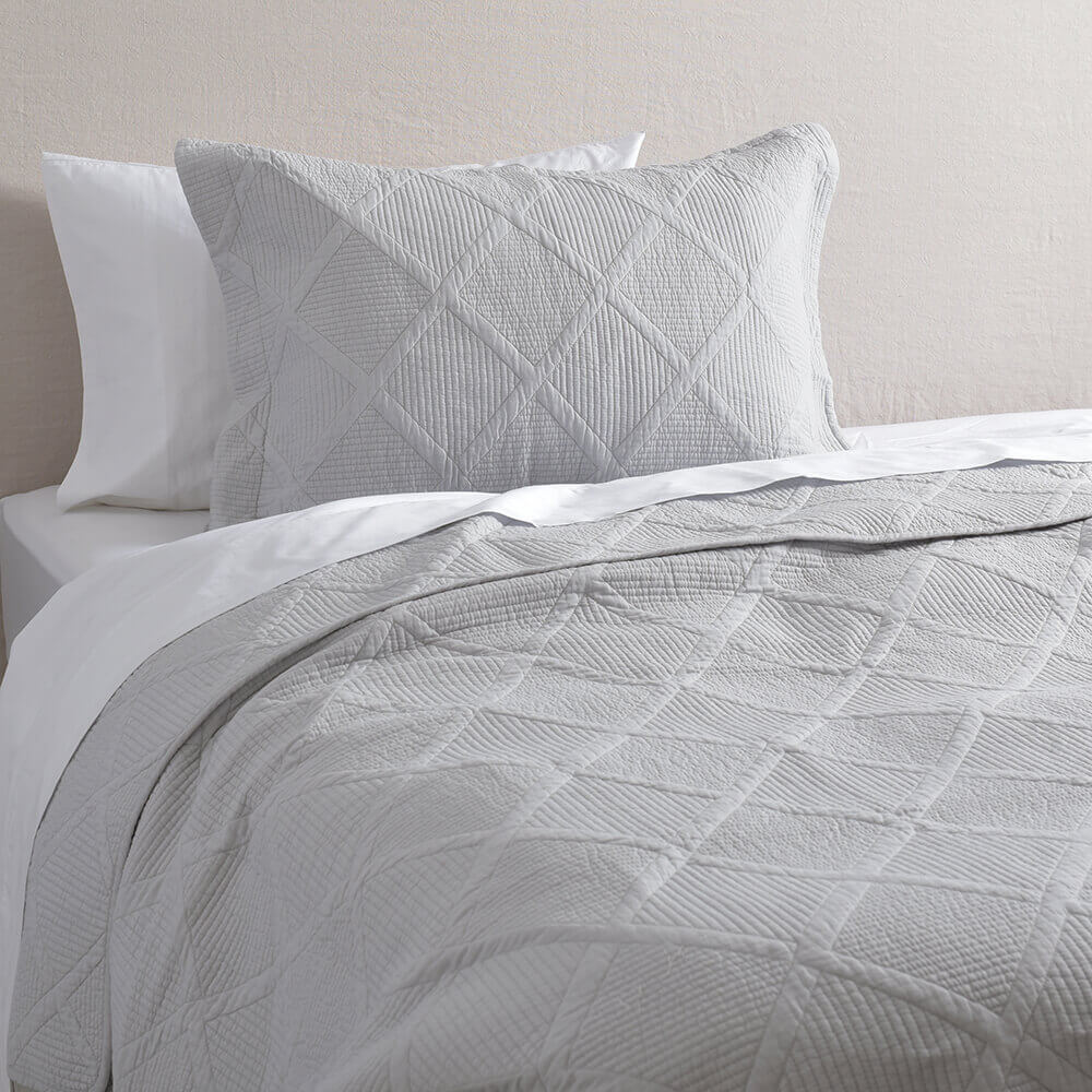 Cubrecama Quilt Rombos 1.5 Plazas Gris