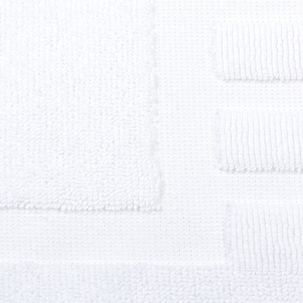 Piso Baño Toalla Blanco