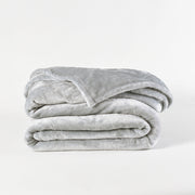 Frazada Flannel Básica 1.5 Plazas Gris Claro