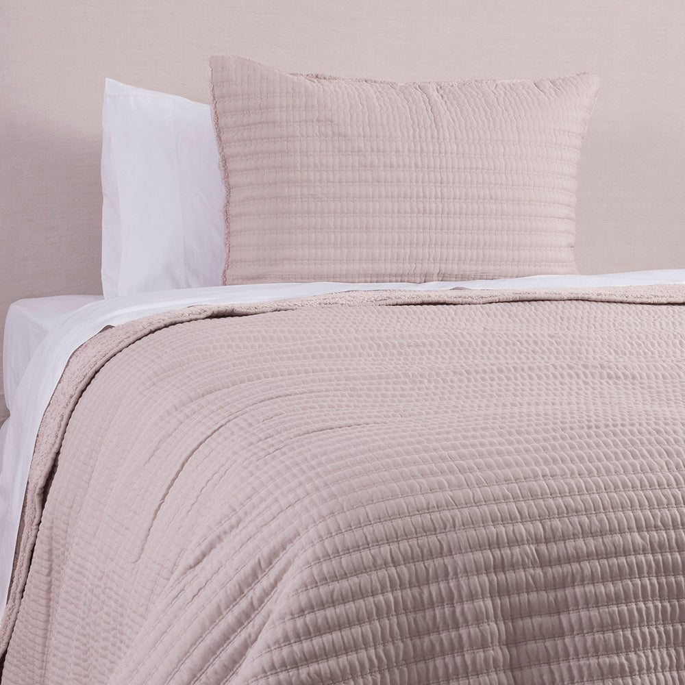 Cubrecama Quilt Lineal Sherpa 1.5 Plazas Malva