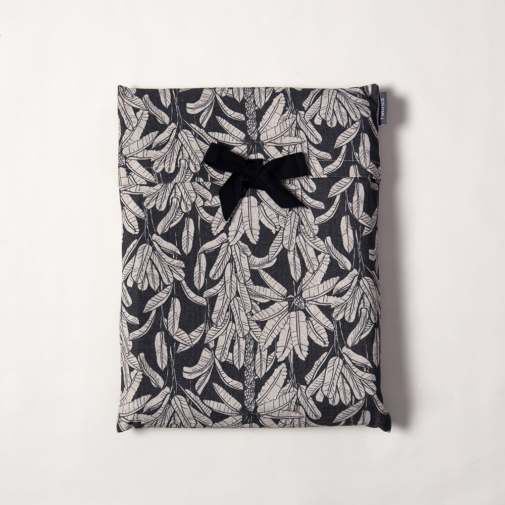 Mantel Estampado Yasin Negro